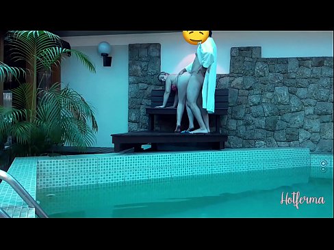 ❤️ Bòs envite sèvant nan pisin lan, men li pa t 'kapab reziste yon cho ❤❌ Videyo pònografi nan pònografi ht.befuck-net.ru ❌